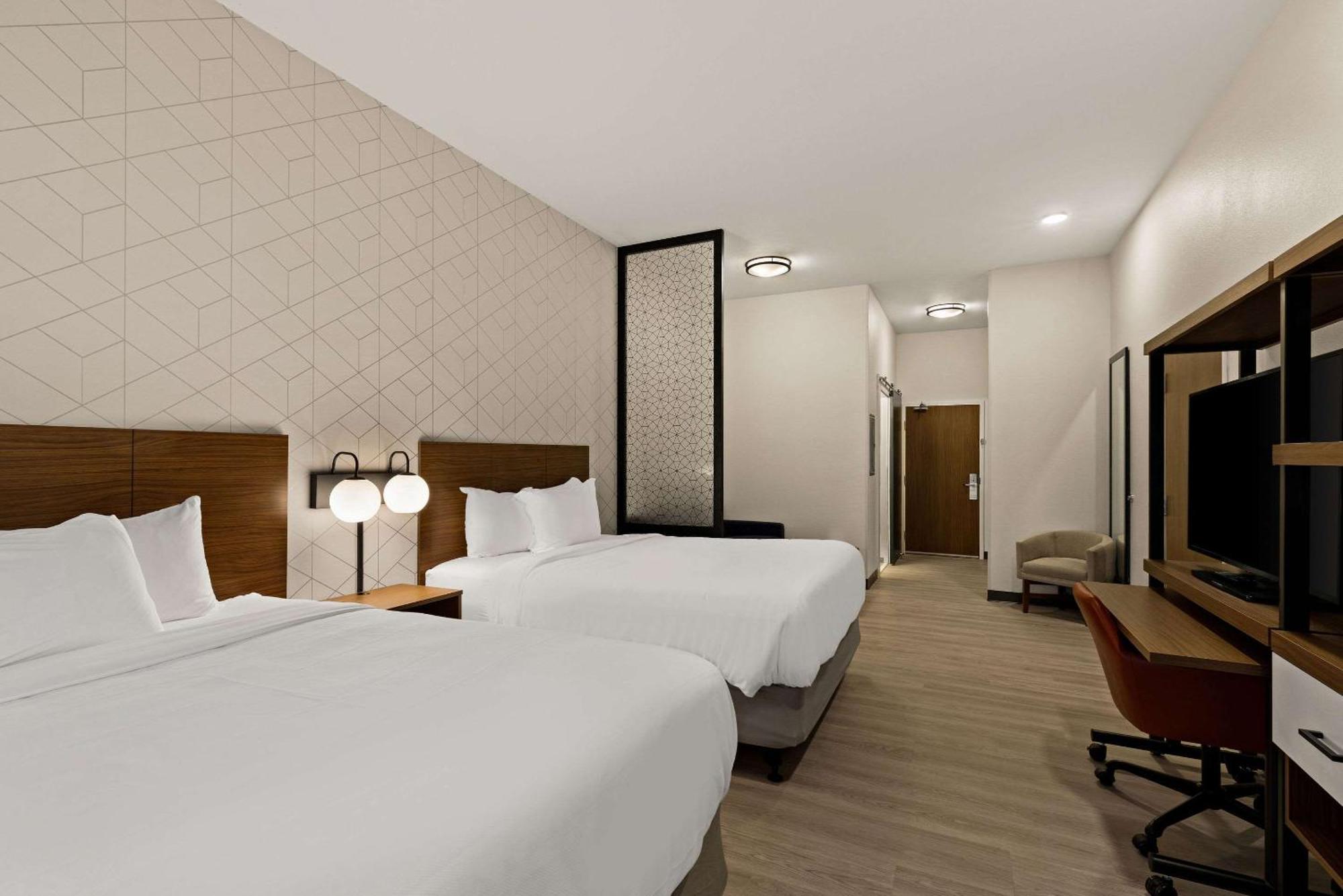 Everhome Suites El Paso Airport Near Fort Bliss Loma Terrace 外观 照片